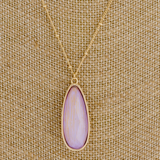Violet pendant necklace with satellite chain