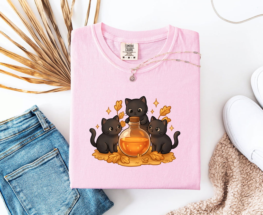 Black Cats Shirt Halloween Magic Gift Women Cute Tee Cat T-Shirt Horror Fan Kawaii Tshirt Spell Graphic Comic Potion Bottle Tshirt