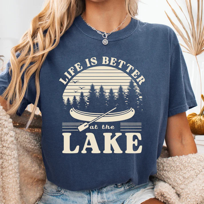 Comfort Colors, Life Is Better At The Lake Women's Unisex Short Sleeve Tee