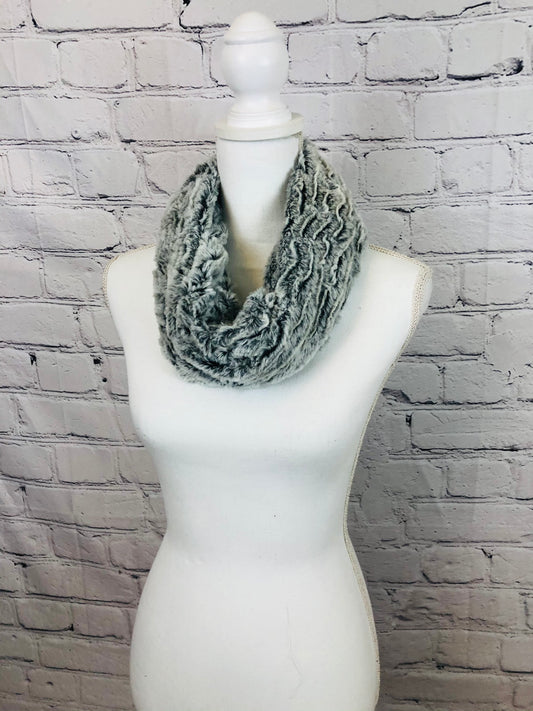 Black two toned faux fur tube scarf